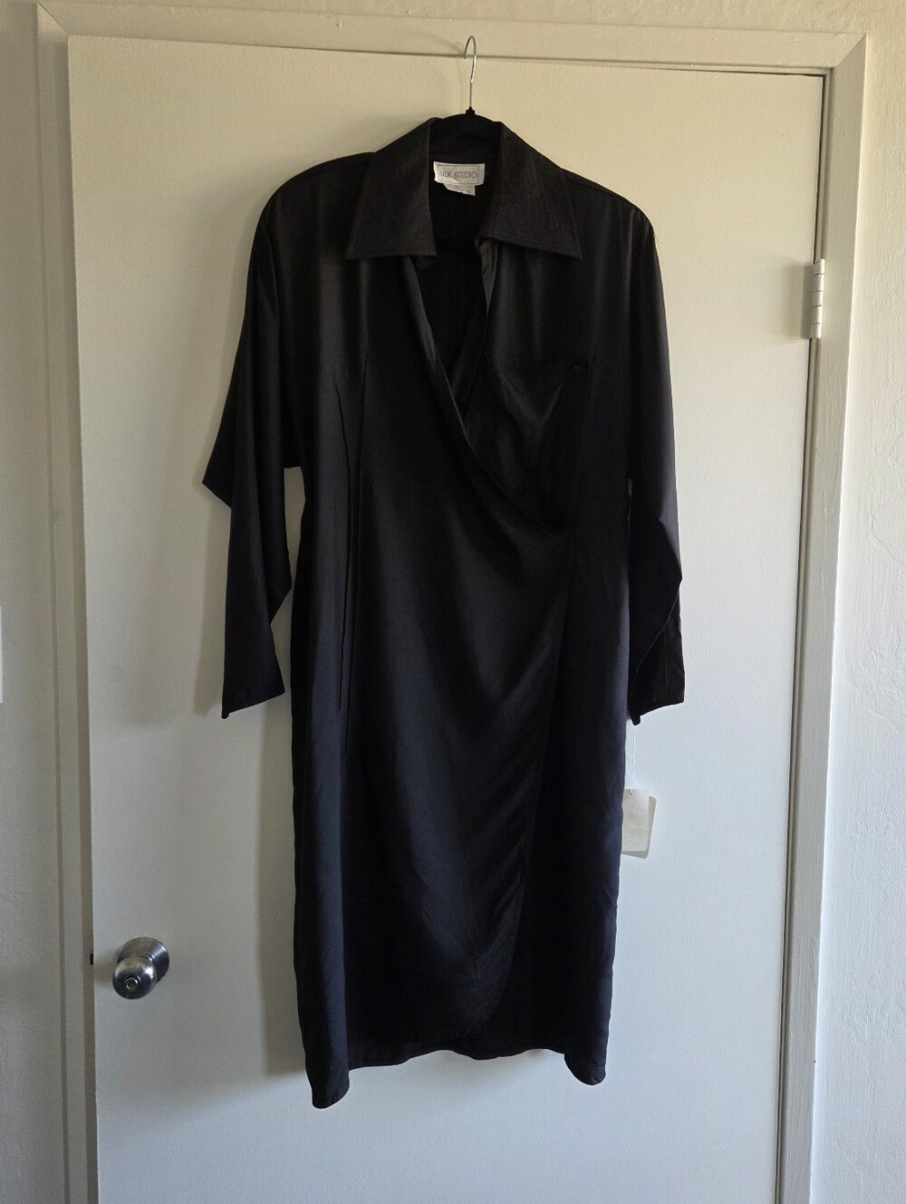 Silk Studio Vintage black 100% silk dress with collar and button detail size 12